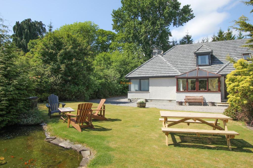Kilmore Farmhouse Drumnadrochit Exterior photo